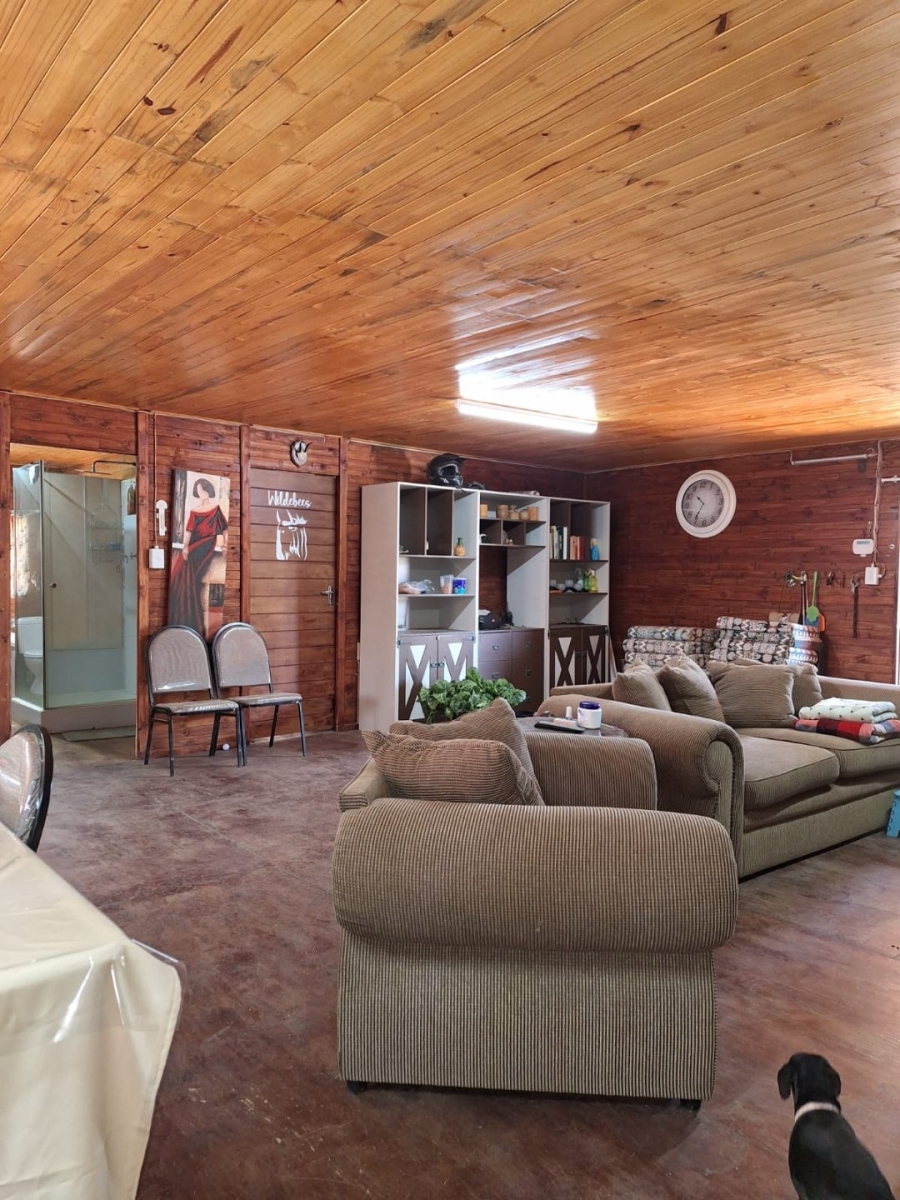 6 Bedroom Property for Sale in Zoutpansdrift North West